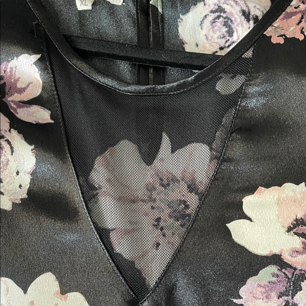 NWOT Maurices Black Sleeveless Blouse with Pink Floral Print - Picture 5 of 5